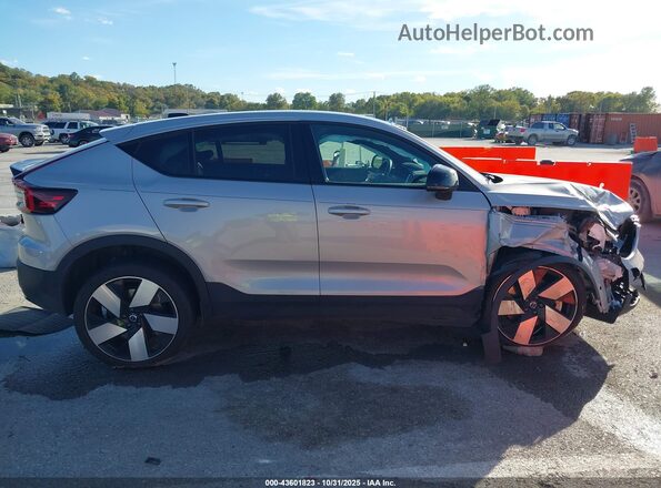 YV4ER3GL3R2096802 2024 VOLVO C40 RECHARGE PURE ELECTRIC Silver Rear interior view