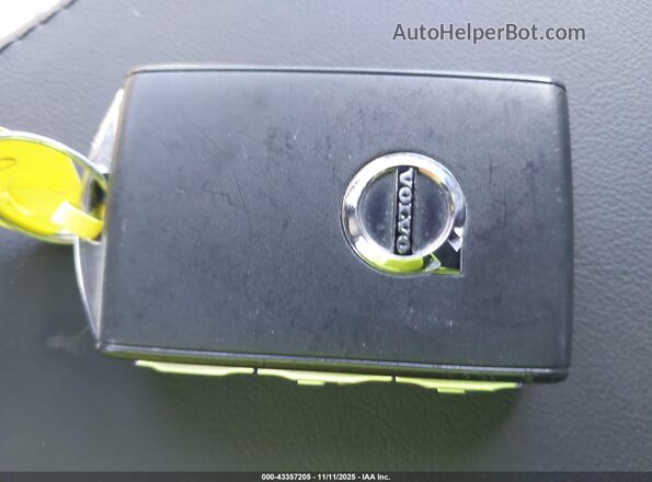 YV4H60CE7R1235458 2024 VOLVO XC90 RECHARGE PLUG-IN HYBRID Black წინა პანელის ხედი