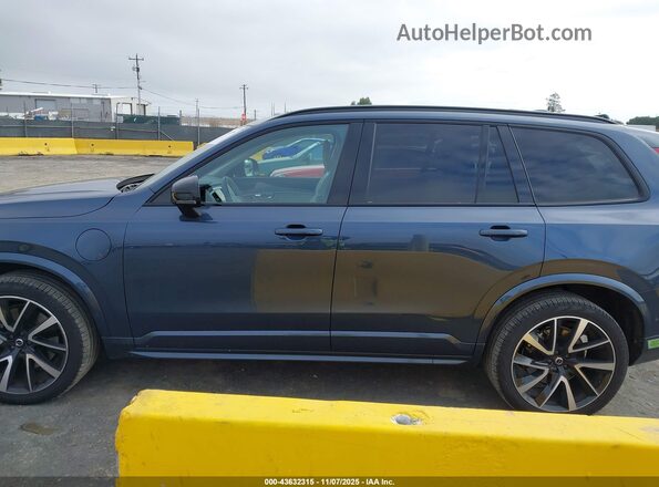 YV4H60CW2P1922272 2023 VOLVO XC90 RECHARGE PLUG-IN HYBRID Blue 360 interior view