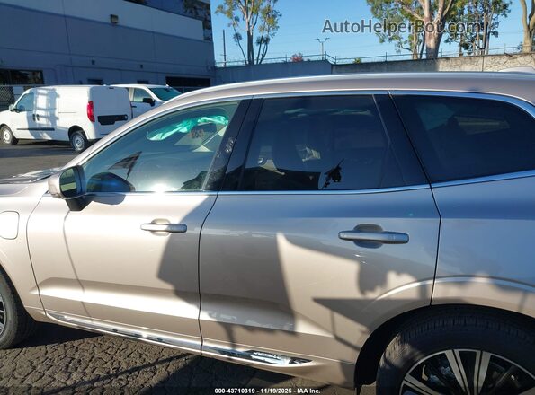 YV4H60DA7P1362980 2023 VOLVO XC60 RECHARGE PLUG-IN HYBRID Beige 