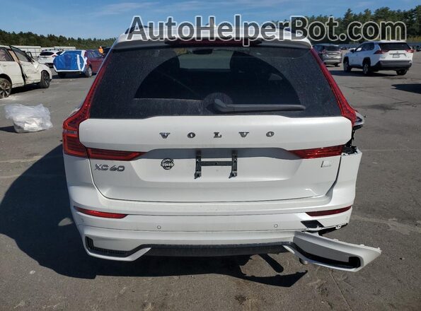 YV4H60DM6R1801423 2024 VOLVO XC60 White 