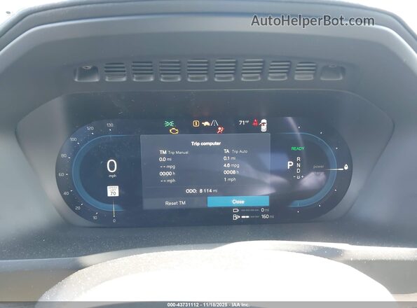 YV4H60JB9S1388082 2025 VOLVO XC90 PLUG-IN HYBRID Navy Widok tylnych siedzeń