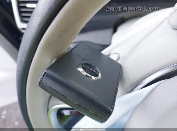 YV4H60PF5S1314734 2025 VOLVO XC90 PLUG-IN HYBRID Gray Widok deski rozdzielczej