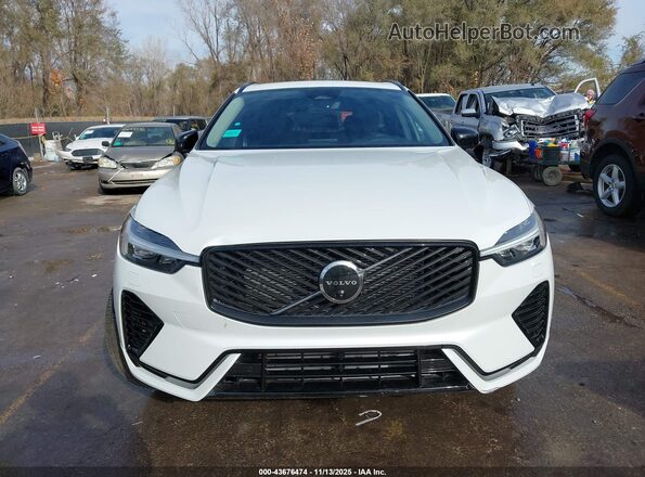 YV4H60RCXT1325474 2026 VOLVO XC60 PLUG-IN HYBRID White Вид задньої частини салону
