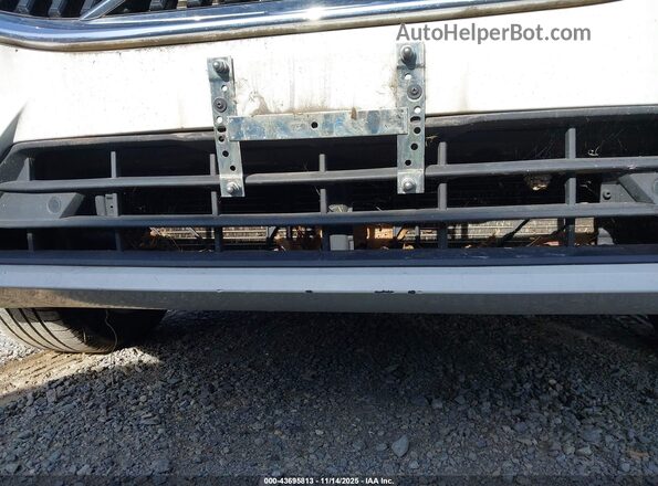 YV4L12RK4N1034418 2022 VOLVO XC60 White 