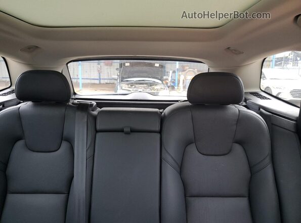 YV4L12RN3P1271494 2023 VOLVO XC60 Black Vista de los asientos traseros