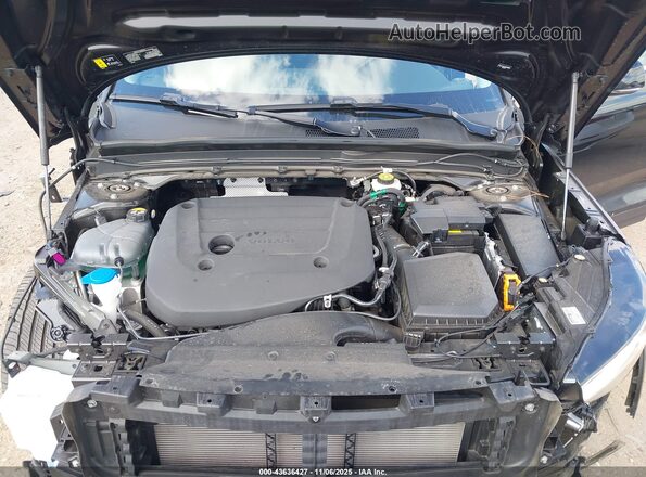 YV4L12UJ4S2608309 2025 VOLVO XC40 Black Հետևի տեսք