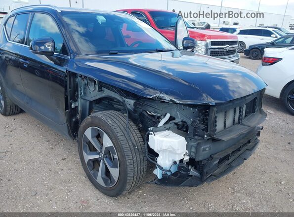 YV4L12UJ4S2608309 2025 VOLVO XC40 Black Դիմացի տեսք
