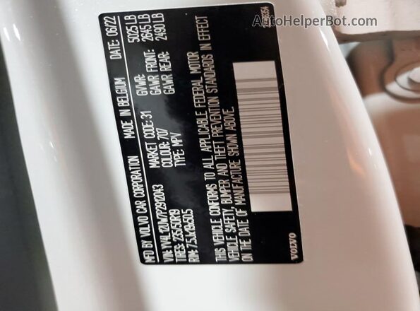YV4L12UW7P2912043 2023 VOLVO XC40 White 