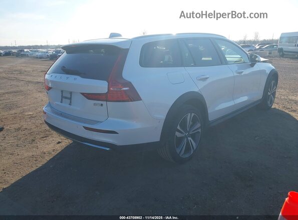 YV4L12WK1S2146331 2025 VOLVO V60 CROSS COUNTRY White უკანა მარჯვენა