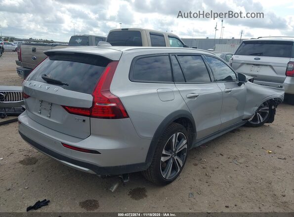 YV4L12WK1S2149245 2025 VOLVO V60 CROSS COUNTRY Silver Հետևի աջ