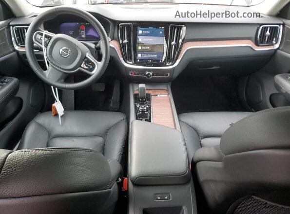 YV4L12WK8S2146889 2025 VOLVO V60 Black Dashboard view