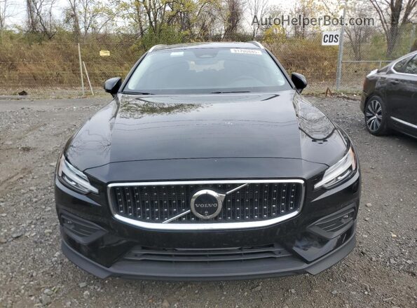 YV4L12WK8S2146889 2025 VOLVO V60 Black Front view