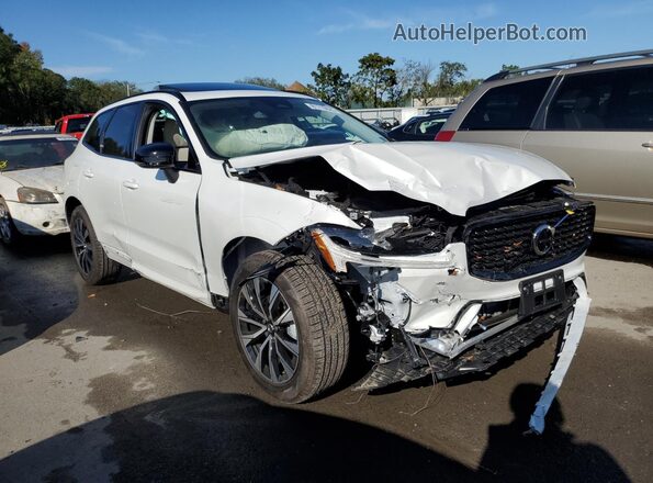 YV4M12RC2S1219690 2025 VOLVO XC60 White Առջևի աջ