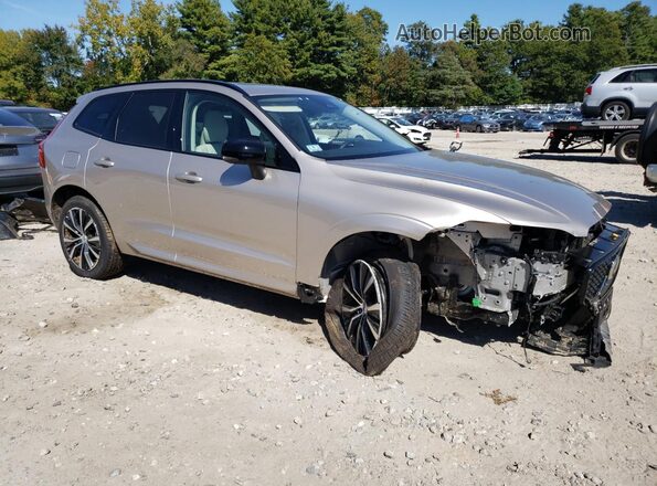 YV4M12RC5S1222602 2025 VOLVO XC60 Silver Передня права чверть