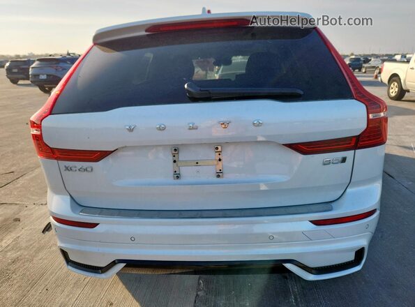 YV4M12RJ4S1045894 2025 VOLVO XC60 White Widok z tyłu