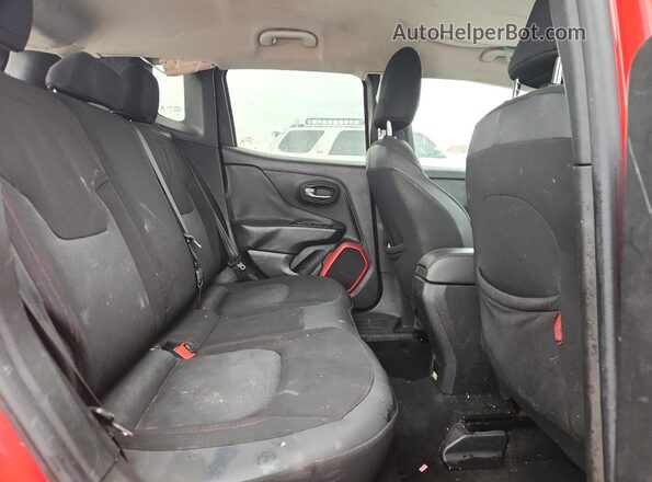 ZACCJBCT8GPC59531 2016 JEEP RENEGADE Red Widok tylnych siedzeń