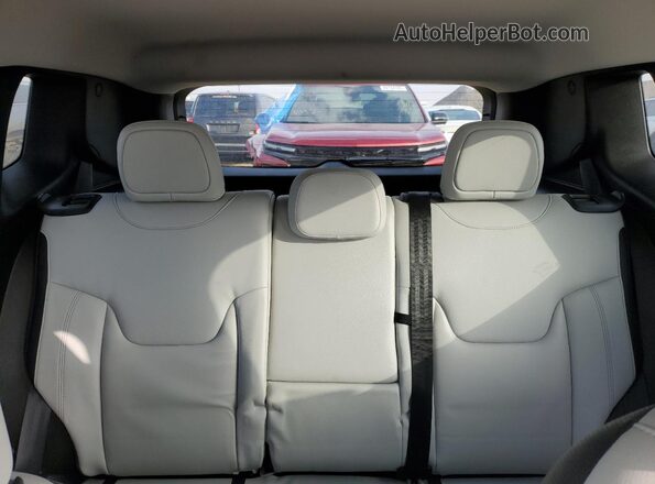 ZACNJBD18LPL46715 2020 JEEP RENEGADE Бирюзовый Вид задних сидений