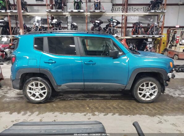 ZACNJDB10NPN99206 2022 JEEP RENEGADE Teal 360 interior view