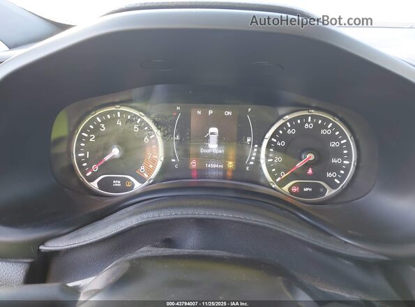 ZACNJDB10PPP33800 2023 JEEP RENEGADE Black Widok tylnych siedzeń
