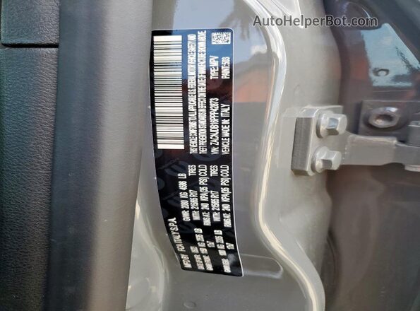 ZACNJDB16PPP42873 2023 JEEP RENEGADE Two Tone სალონის 360-გრადუსიანი ხედი