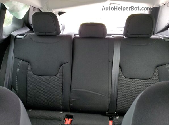 ZACNJDB18PPP29137 2023 JEEP RENEGADE Black უკანა სავარძლების ხედი