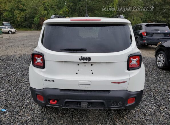 ZACNJDC13NPN53285 2022 JEEP RENEGADE White Widok z tyłu