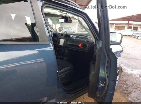 ZACNJDC14NPN66725 2022 JEEP RENEGADE Blue Widok wnętrza z przodu