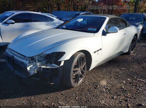 ZAM45VMA8J0273445 2018 MASERATI GRANTURISM White Передня ліва чверть