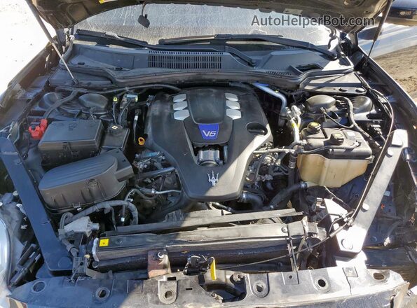 ZAM56RPL2H1197568 2017 MASERATI QUATTROPOR Black Vista interior trasera