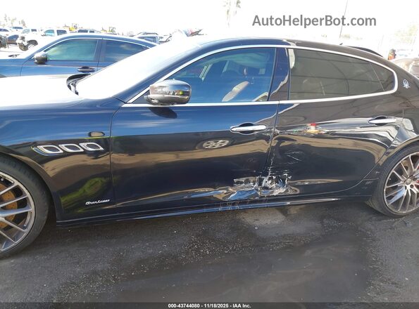 ZAM56RRL2H1247186 2017 MASERATI QUATTROPOR Black Դիմացի տեսք