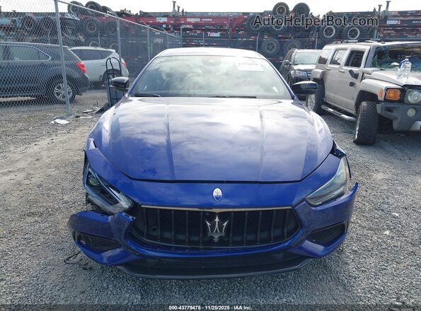 ZAM57YSS1M1362901 2021 MASERATI GHIBLI Blue Vista del salpicadero