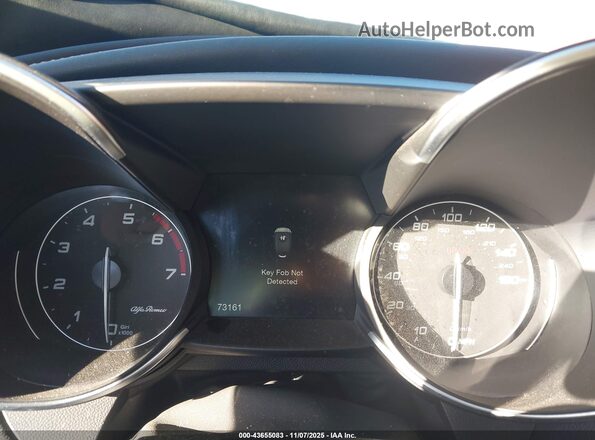 ZARFAECN0H7528237 2017 ALFA ROMEO GIULIA Black Հետևի նստատեղերի տեսք