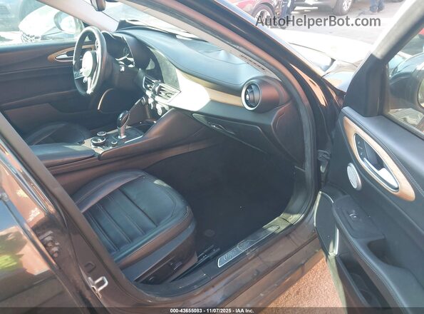 ZARFAECN0H7528237 2017 ALFA ROMEO GIULIA Black Սալոնի դիմացի տեսք