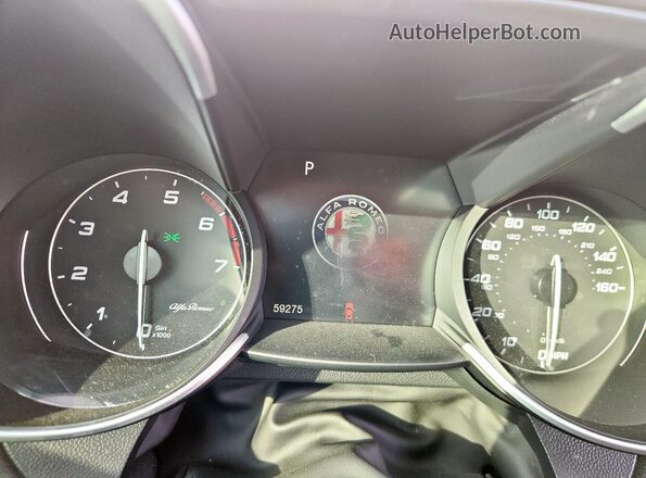 ZARFAECN1H7551994 2017 ALFA ROMEO GIULIA Белый Вид щитка приборов