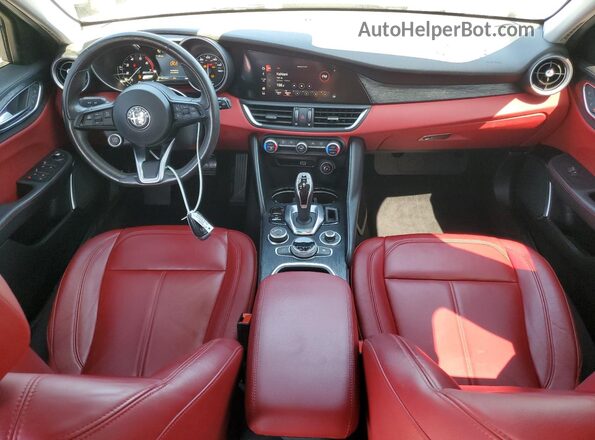 ZARFAMAN9M7643717 2021 ALFA ROMEO GIULIA White Dashboard view