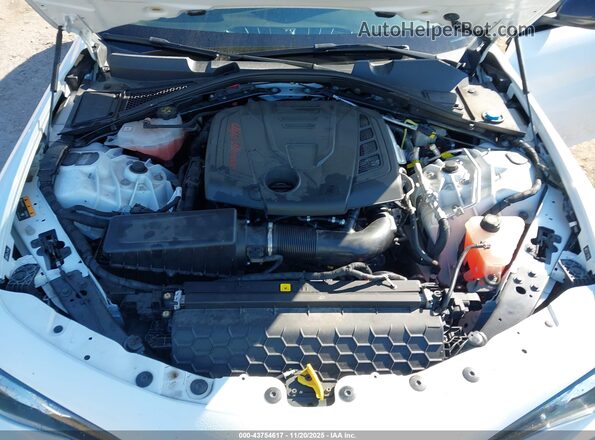 ZARFAMANXM7641524 2021 ALFA ROMEO GIULIA Белый Вид сзади