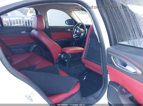 ZARFAMBN1L7634961 2020 ALFA ROMEO GIULIA White VIN sticker view