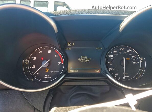 ZARFAMBN3L7639319 2020 ALFA ROMEO GIULIA Red Սարքավորումների վահանակի տեսք