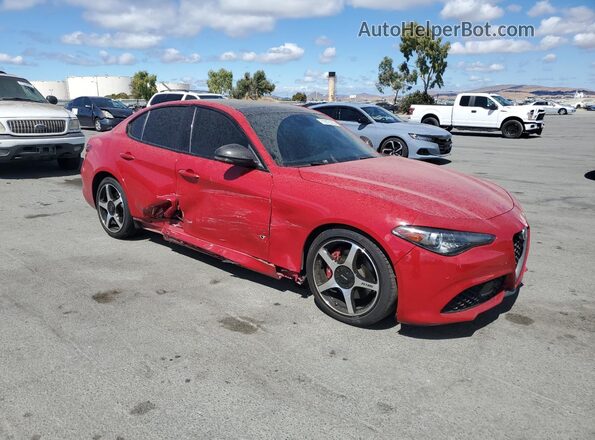 ZARFAMBN3M7639936 2021 ALFA ROMEO GIULIA Красный Передняя правая четверть