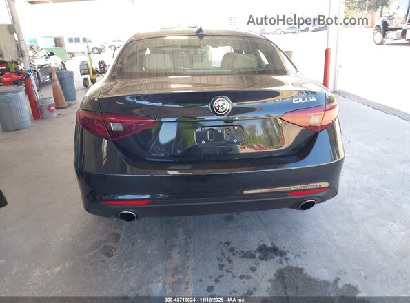 ZARFAMBN6P7673941 2023 ALFA ROMEO GIULIA Black 