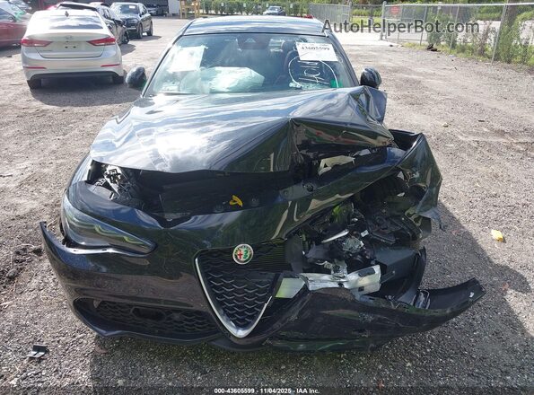 ZARFAMBN8R7684832 2024 ALFA ROMEO GIULIA Black Դիմացի տեսք