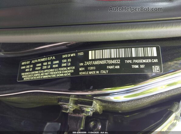 ZARFAMBN8R7684832 2024 ALFA ROMEO GIULIA Black Շարժիչի բաժամունքի տեսք