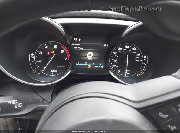 ZARFANBN3L7630545 2020 ALFA ROMEO GIULIA Silver Հետևի նստատեղերի տեսք