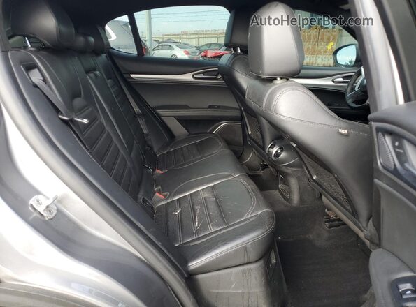 ZASFAKNN3J7B82302 2018 ALFA ROMEO STELVIO Charcoal Rear interior view