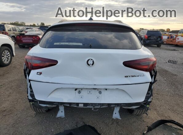 ZASFAKPN4J7C00609 2018 ALFA ROMEO STELVIO White 