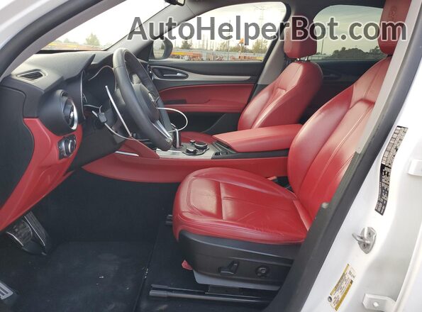 ZASFAKPN4J7C00609 2018 ALFA ROMEO STELVIO White 