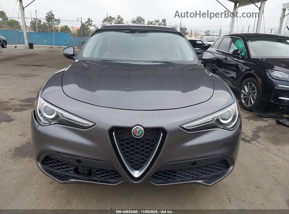 ZASPAJAN0L7C92375 2020 ALFA ROMEO STELVIO Gray ხელსაწყოთა პანელის ხედი