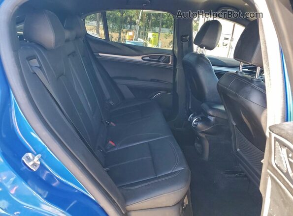 ZASPAJAN8L7C75615 2020 ALFA ROMEO STELVIO Blue Սալոնի հետևի տեսք