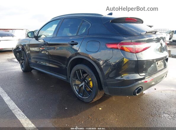 ZASPAJAN9L7C95405 2020 ALFA ROMEO STELVIO Black Tył lewy